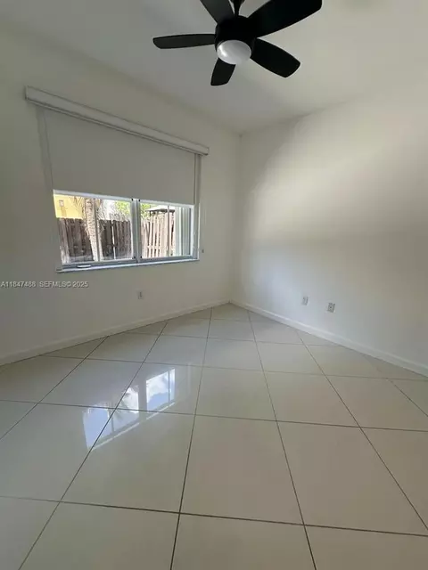 7454 NW 112th Pl, Medley, FL 33178