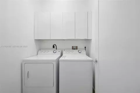 6414 NW 104th Path #6414, Medley, FL 33178