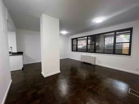 405 E 56th St #1A, New York, NY 10022