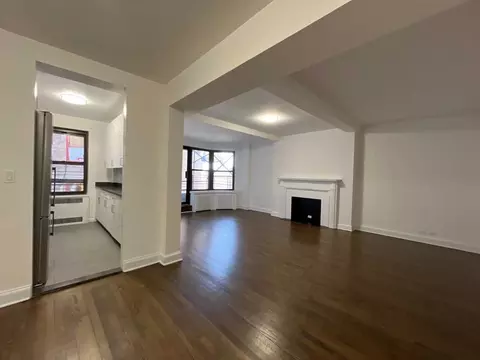 20 5th Ave #9D, New York, NY 10011