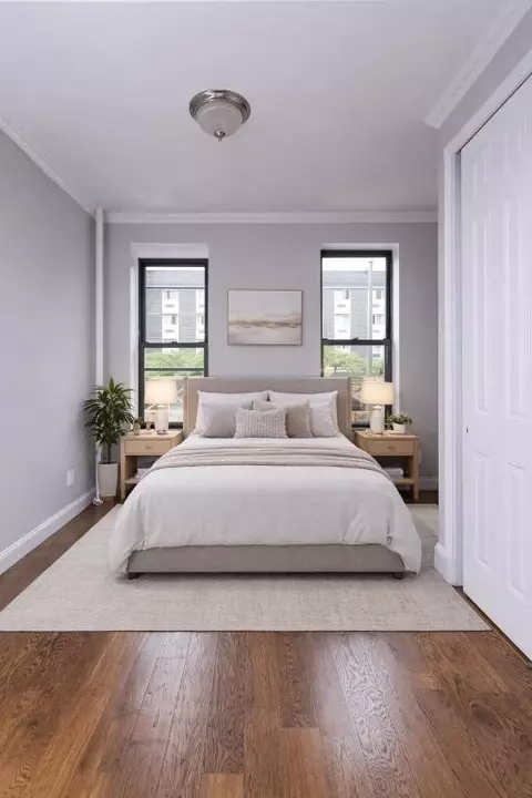 722 10th Ave #4A, New York, NY 10019