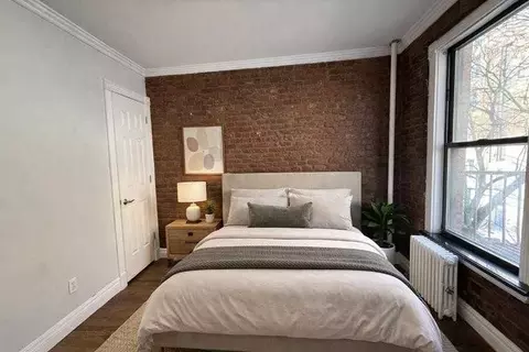 416 E 13th St #3A, New York, NY 10009