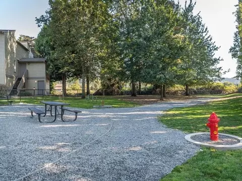 13305 NE 171st St, Woodinville, WA 98072