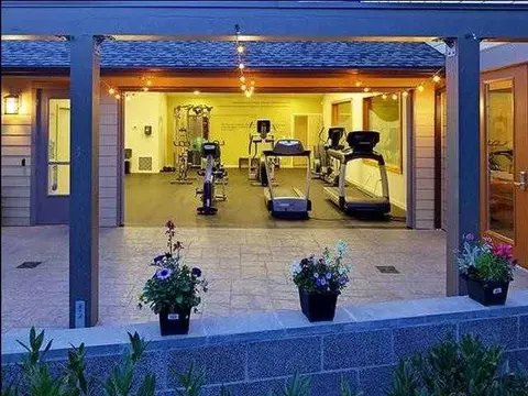 13305 NE 171st St, Woodinville, WA 98072