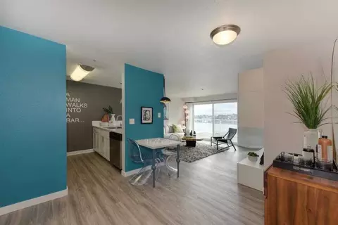 1735 Dexter Ave N, Seattle, WA 98109