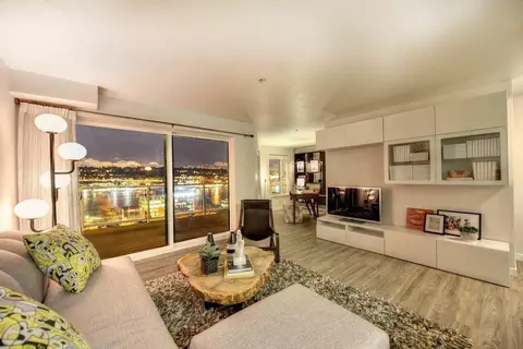 1735 Dexter Ave N, Seattle, WA 98109