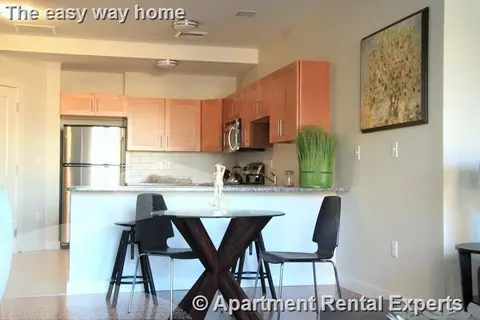 632 Massachusetts Ave #313, Cambridge, MA 02139