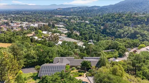 125 Wood Rd, Los Gatos, CA 95030