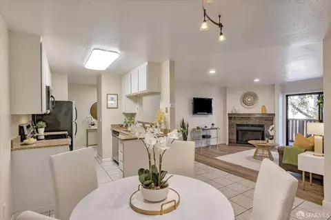 3299 K St NW, Washington, DC 20007