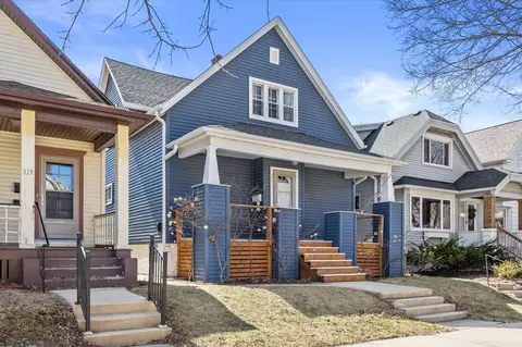 311 E Rosedale Ave #UPPER, Milwaukee, WI 53207