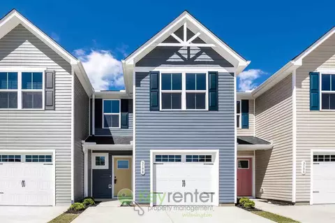 3198 Edgemead Cir NW, Calabash, NC 28467