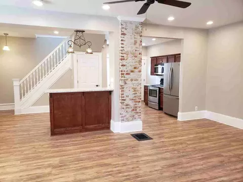 2124 Fern Ct, Cleveland, OH 44109