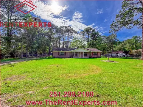 6868 Bay Rd #1, Mobile, AL 36605