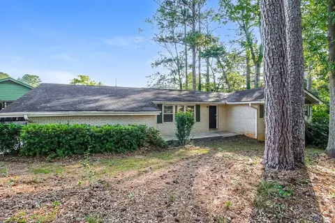 1932 Carla Dr, Morrow, GA 30260