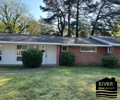 1204 Graham Ave #1204, Florence, AL 35630