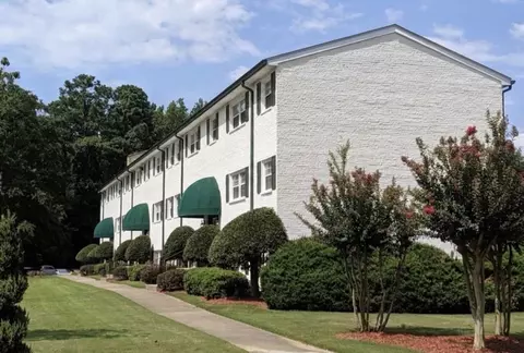 3260 Dodson Drive Connector, East Point, GA 30344