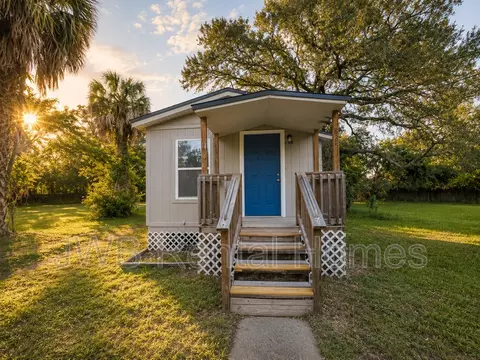 835 E Union St, Jacksonville, FL 32206