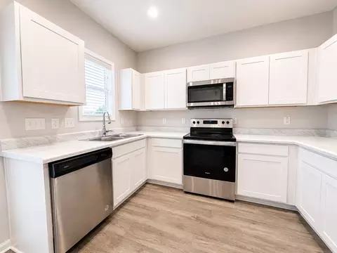 26 S Prospect Dr, Clayton, NC 27520