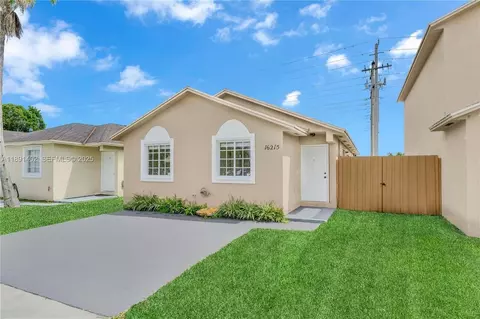 16215 SW 137th Ct, Richmond West, FL 33177