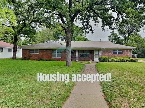 5311 Purington Ave, Fort Worth, TX 76112