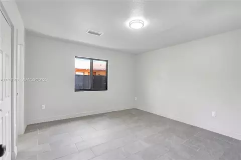 861 NW 6th Ave, Pompano Beach, FL 33060