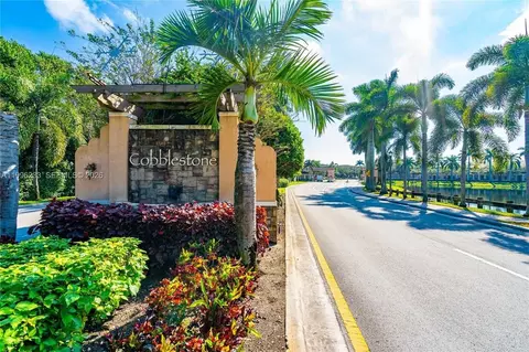 14749 SW 9th St #3110, Pembroke Pines, FL 33027