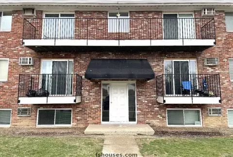 9124 E 10th St, Indianapolis, IN 46229
