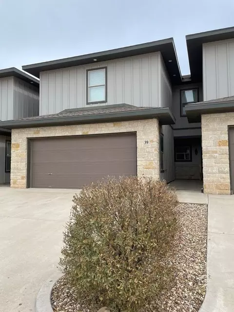 6040 24th St #39, Lubbock, TX 79407