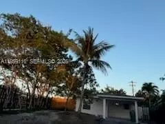 1704 SW 43rd Ave, Broadview Park, FL 33317