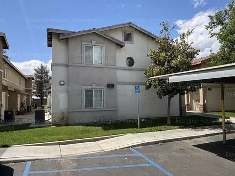 600 Hosking Ave #39, Bakersfield, CA 93307
