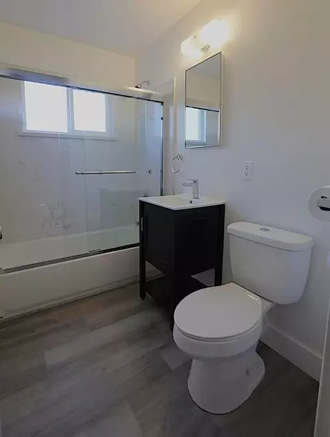 2137 Emerson St, Berkeley, CA 94705 photo 5