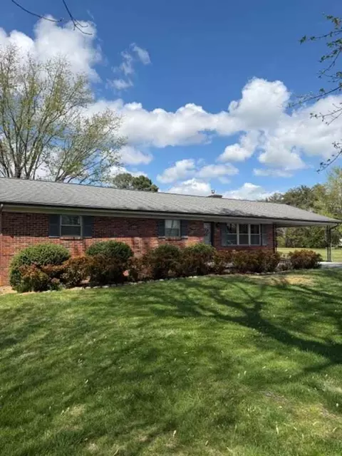 2201 Grey Ridge Rd, Maryville, TN 37801