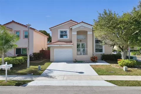 2001 Barcelona Ter #2001, Margate, FL 33063