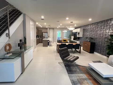 10355 NW 66th St #10355, Doral, FL 33178
