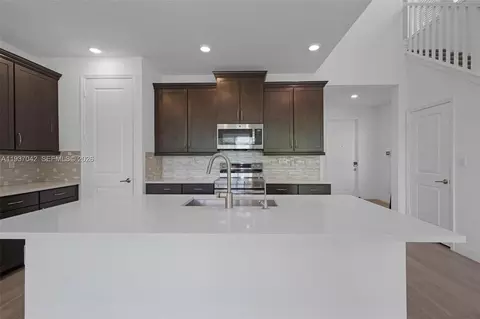 4317 Lago Dr #4317, Lighthouse Point, FL 33064