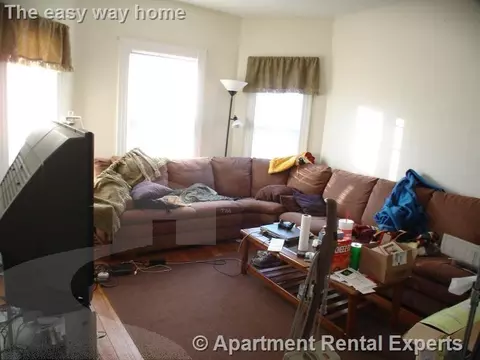 185 Lowell St #5, Somerville, MA 02144