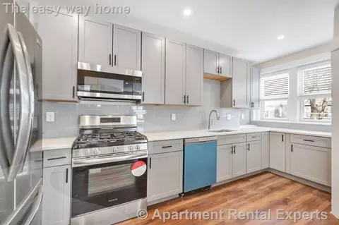 105 School St #2, Boston, MA 02119