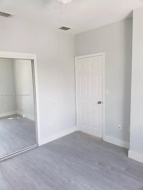 8478 SW 166th Pl, Miami, FL 33193
