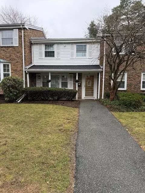 42 Tucker Dr, Brockton, MA 02301