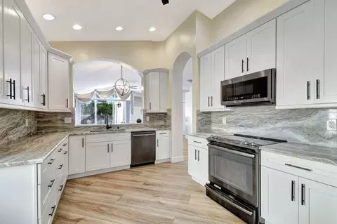 6172 Oak Bluff Way, Greenacres, FL 33467