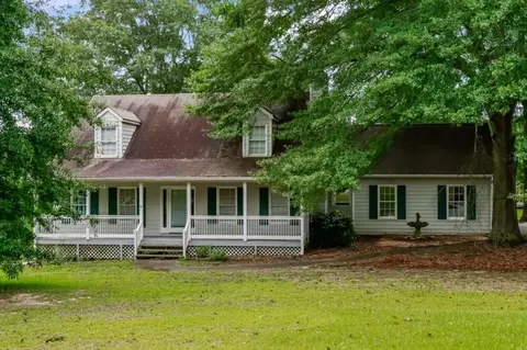 521 Sequoia Ct, Loganville, GA 30052