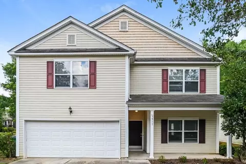 7517 Mary Jo Helms Dr, Charlotte, NC 28215