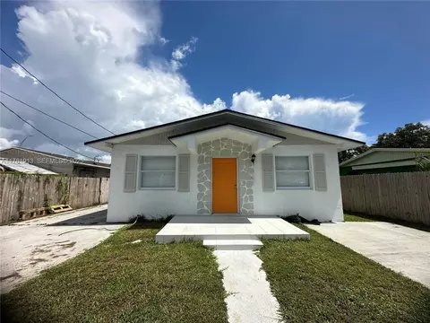 1185 NW 51st St, Miami, FL 33127