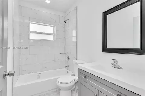 2360 NW 14th St, Fort Lauderdale, FL 33311
