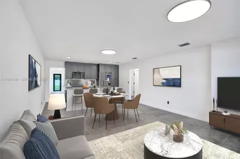 2257 NE 173rd St, North Miami Beach, FL 33160