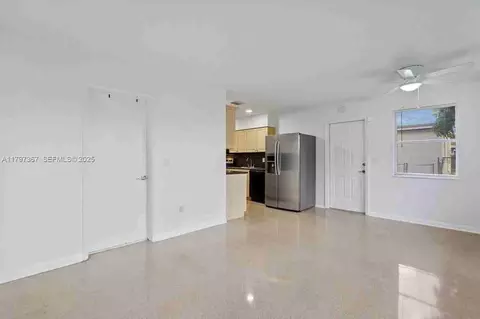50 NE 45th Ct, Oakland Park, FL 33334