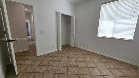 686 Conservation Dr, Weston, FL 33327