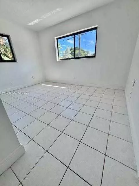 3141 SW 24th Ter #3141, Miami, FL 33145