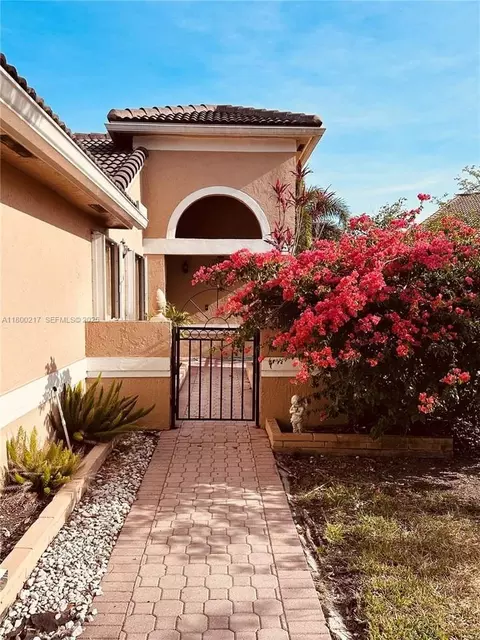 491 NW 188th Ter #491, Pembroke Pines, FL 33029