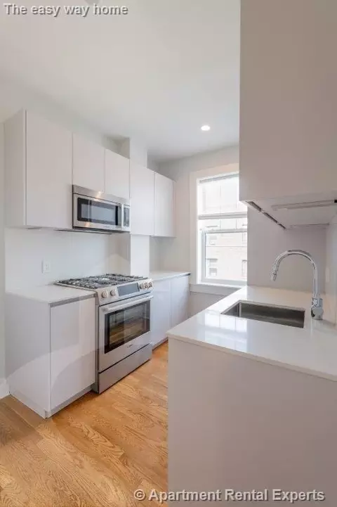 18 Forest St #43, Cambridge, MA 02140